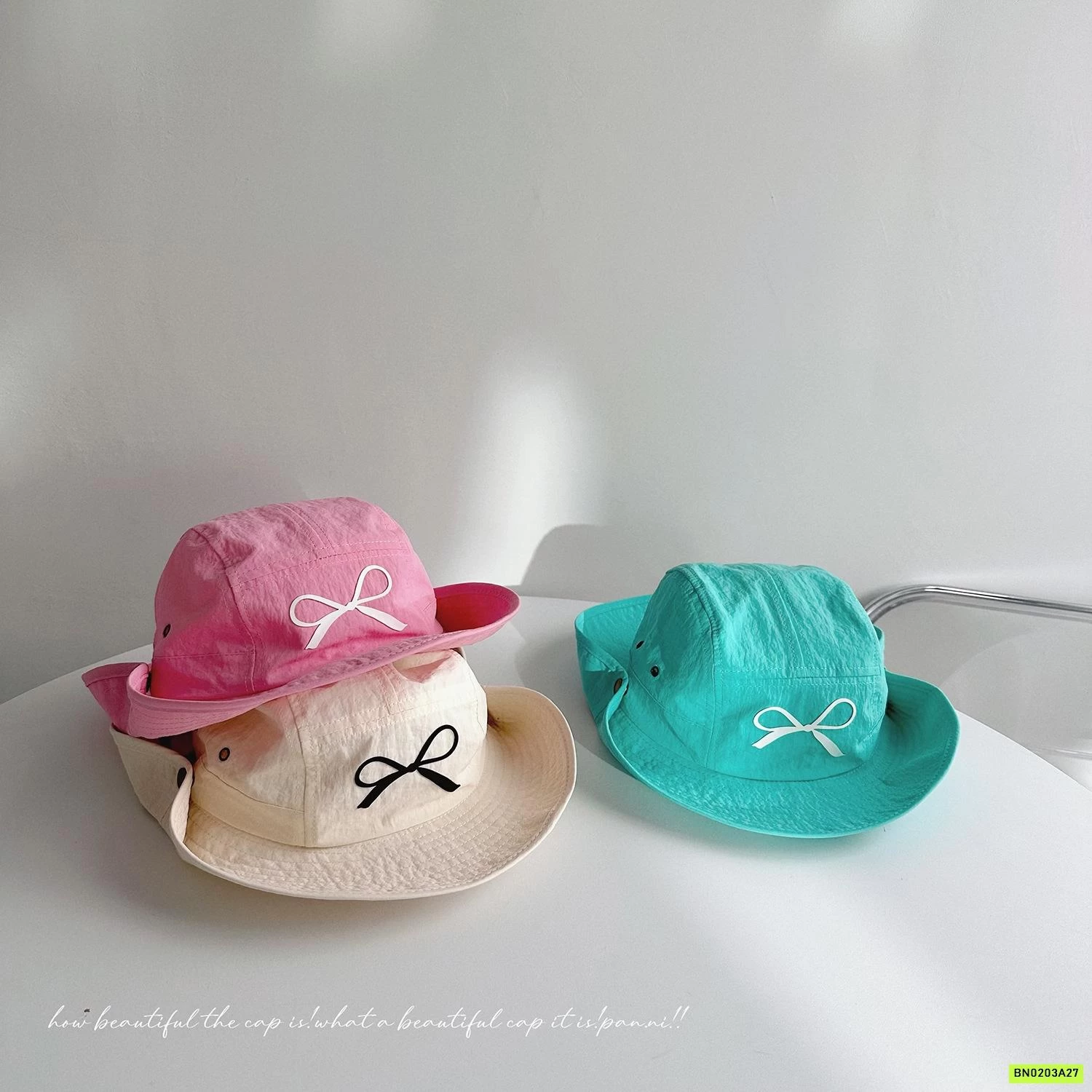 MŨ BÈO THÊU NƠ CHO BÉ