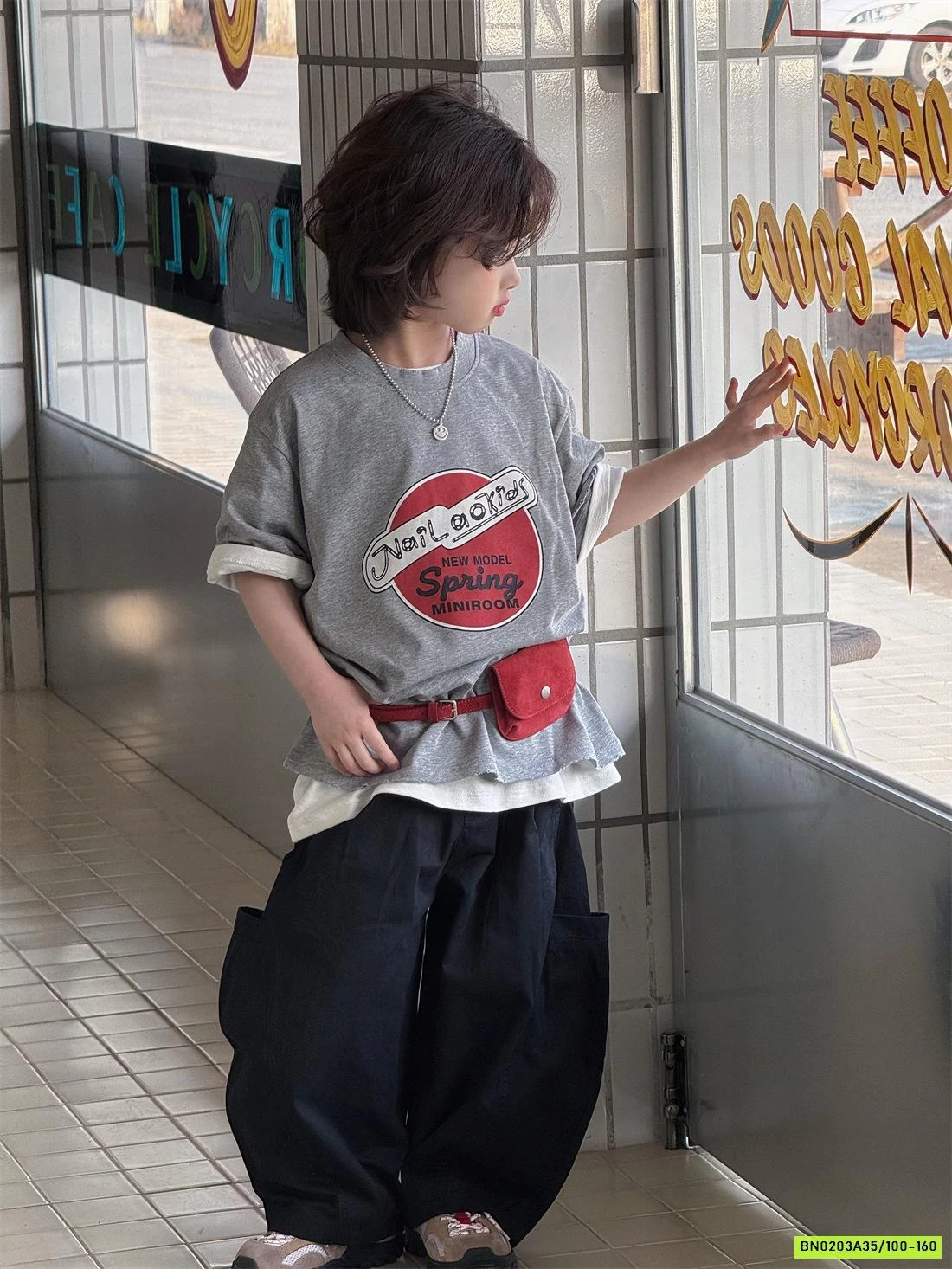 ÁO THUN CHỮ SPRING