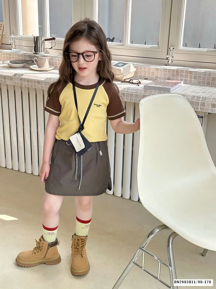 ÁO THUN PHỐI MÀU CHỈ NỔI  AMBB 25B027