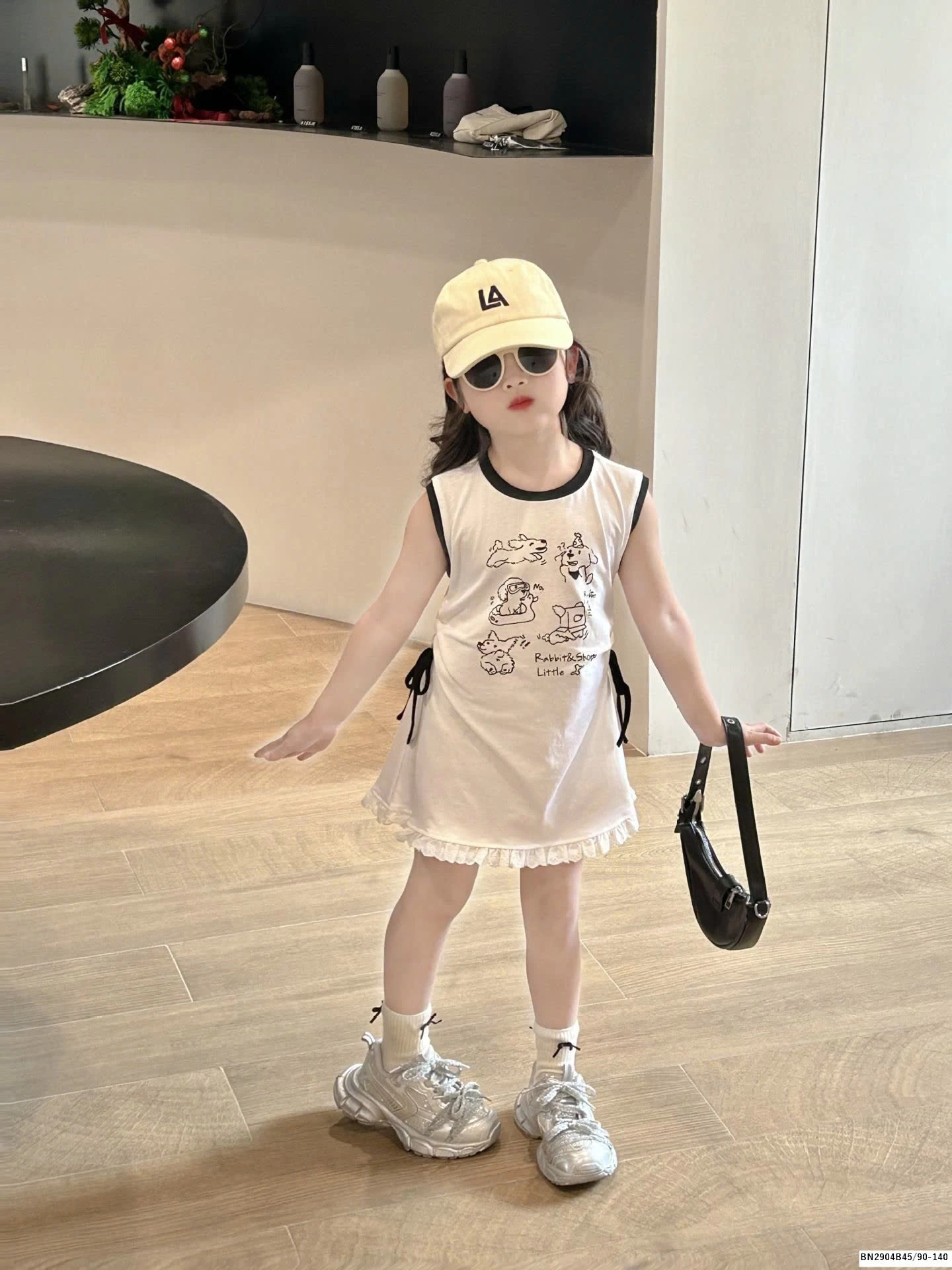 ĐẦM SUỐNG SÁT NÁCH