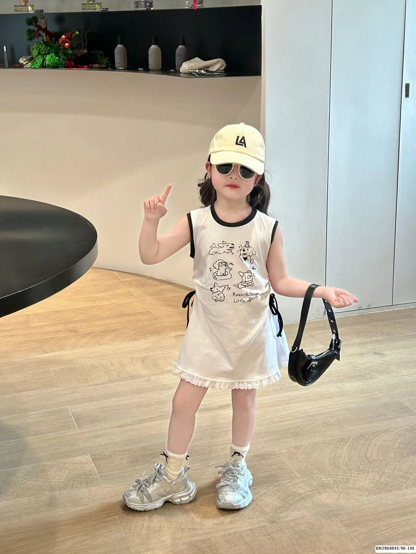 ĐẦM SUỐNG SÁT NÁCH