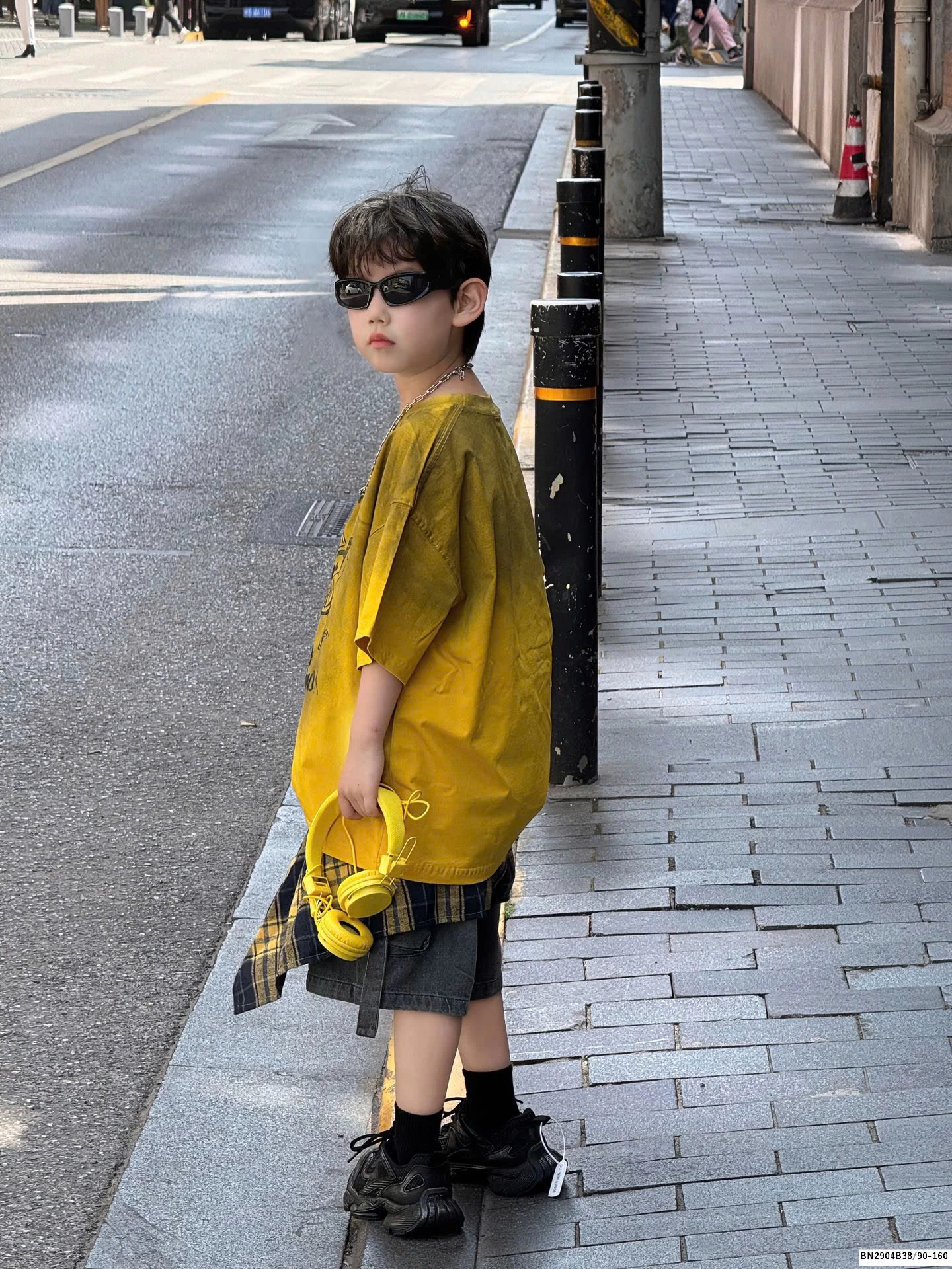 ÁO THUN LOANG VÀNG MONSTER