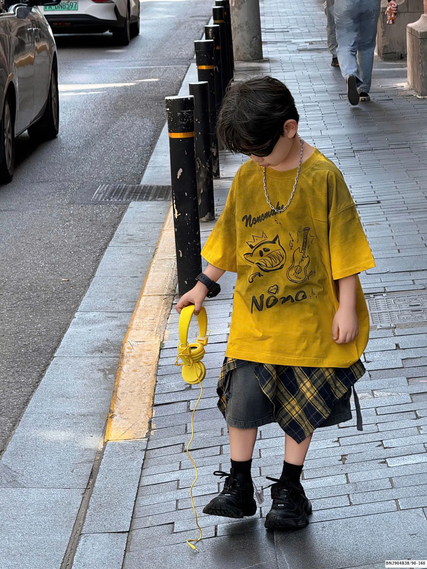 ÁO THUN LOANG VÀNG MONSTER