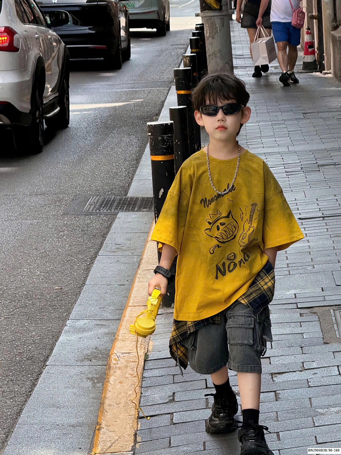 ÁO THUN LOANG VÀNG MONSTER