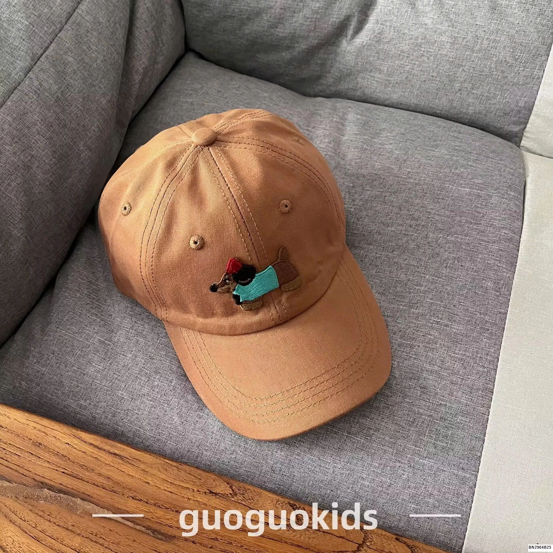 MŨ LƯỠI TRAI HÌNH CÚN