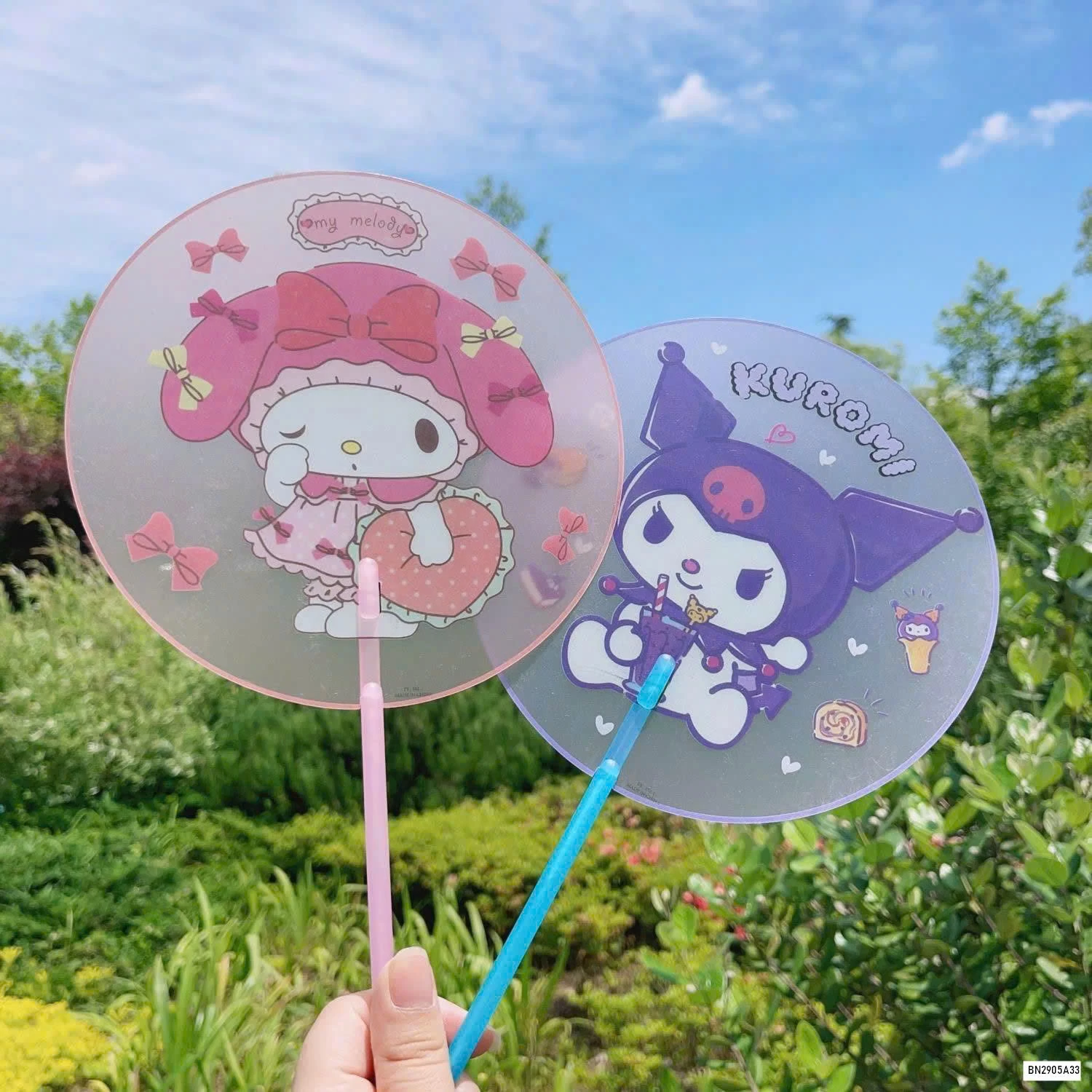 SÉT 2 QUẠT CẦM TAY KUROMI