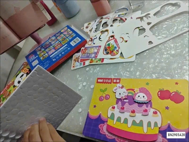 SÉT 40 TRANH DÁN 3D CHO BÉ