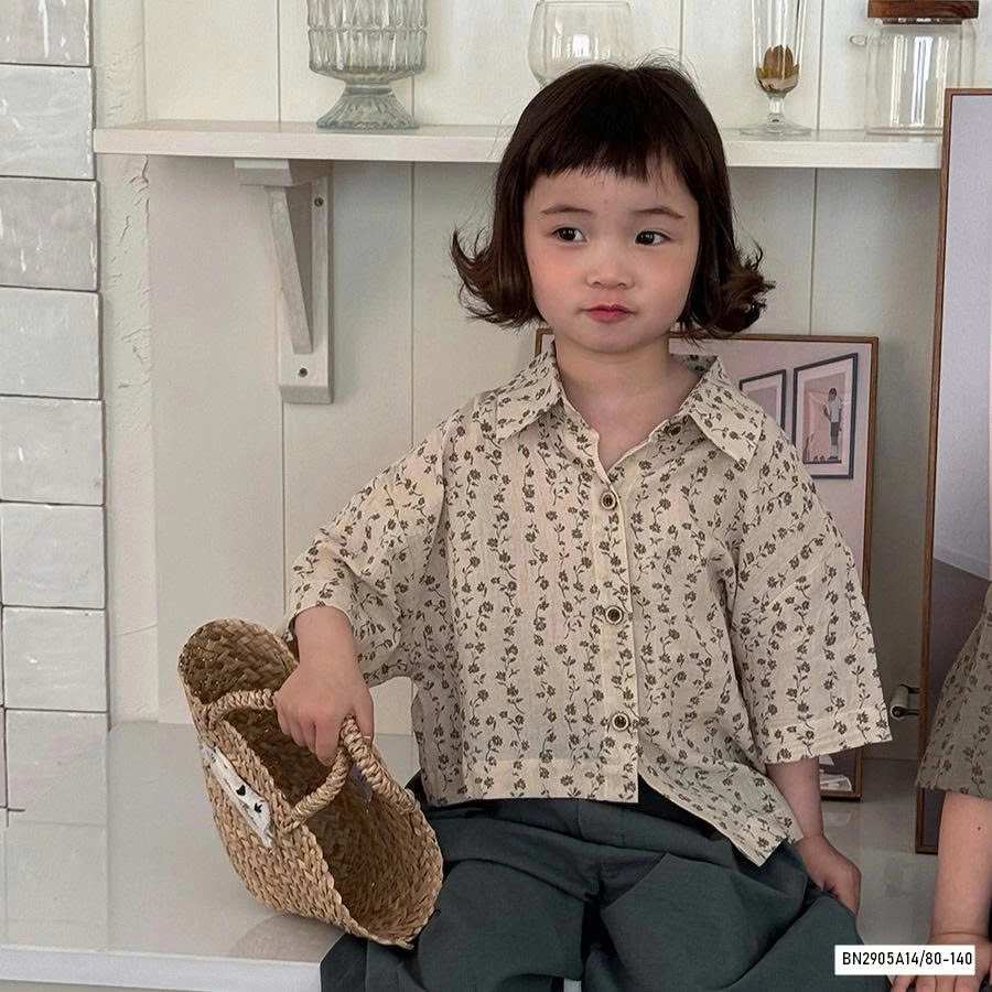 SƠ MI HOA NHÍ VẠT LỆCH