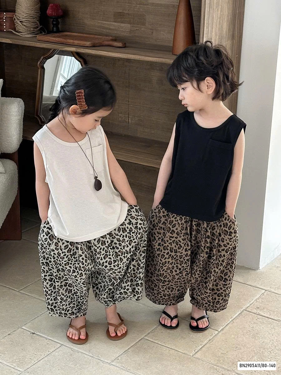 ÁO SÁT NÁCH MIX QUẦN BOOM