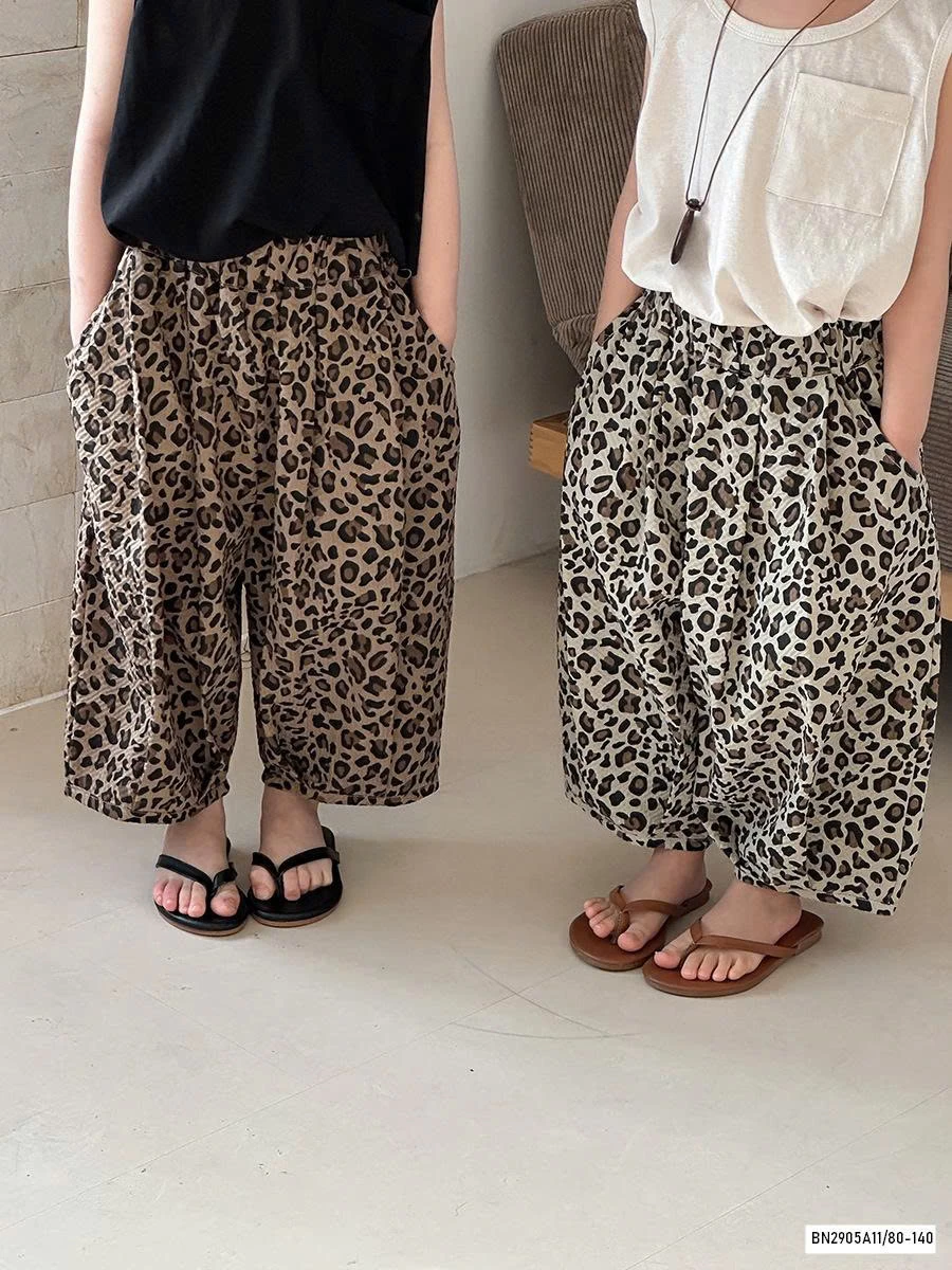 ÁO SÁT NÁCH MIX QUẦN BOOM