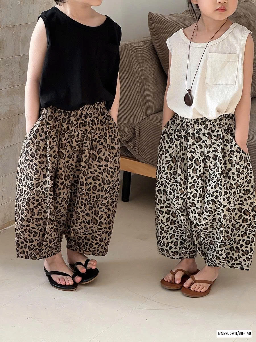 ÁO SÁT NÁCH MIX QUẦN BOOM