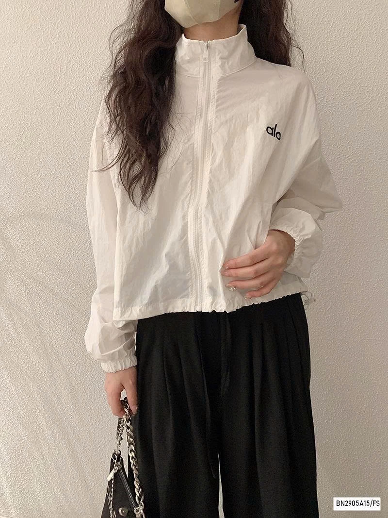 KHOAC GIÓ CHỐNG NẮNG ALO