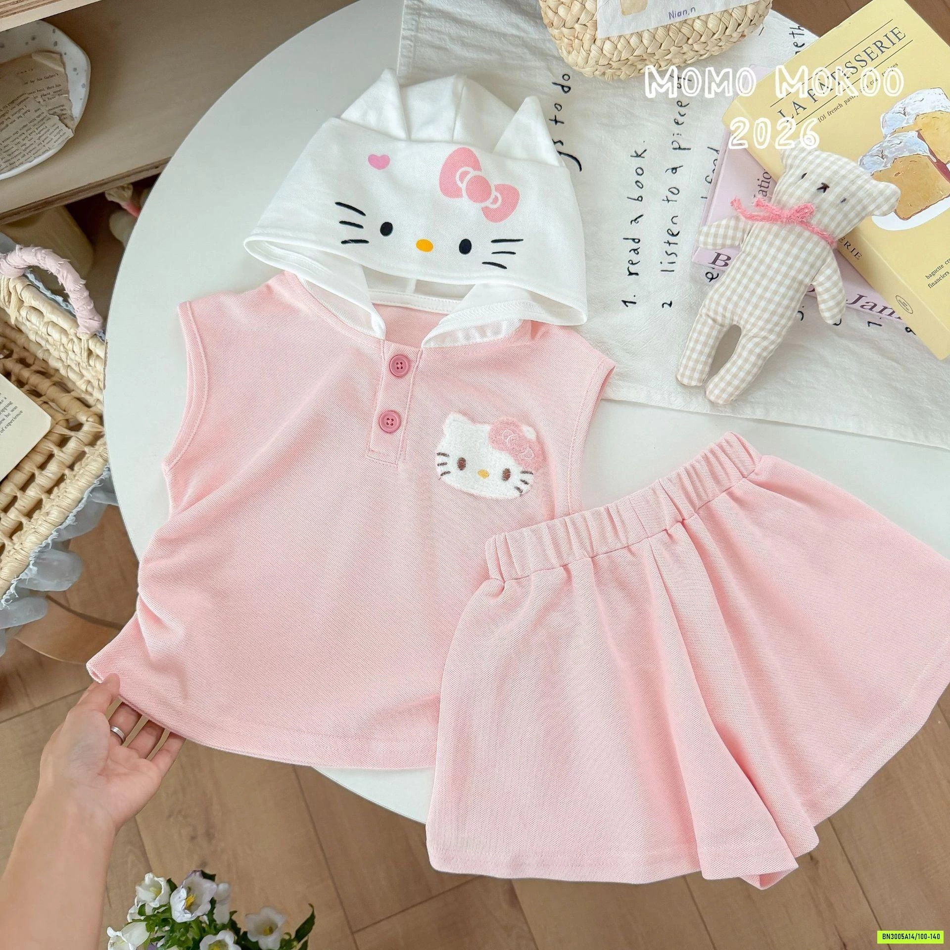 SÉT VÁY 2 CHI TIẾT SANRIO ÁO LIỀN MŨ