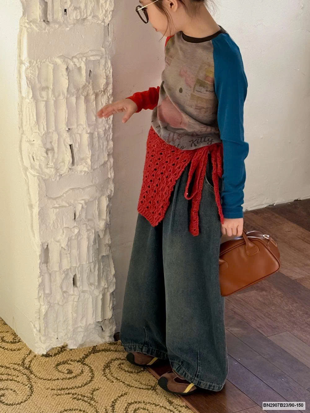 ÁO  THUN KITTY PHỐI MÀU XANH ĐỎ