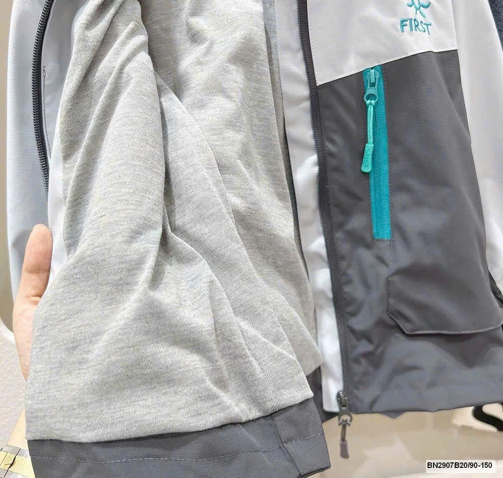 ÁO KHOÁC GIÓ KÈM MŨ NHÀ KACADY