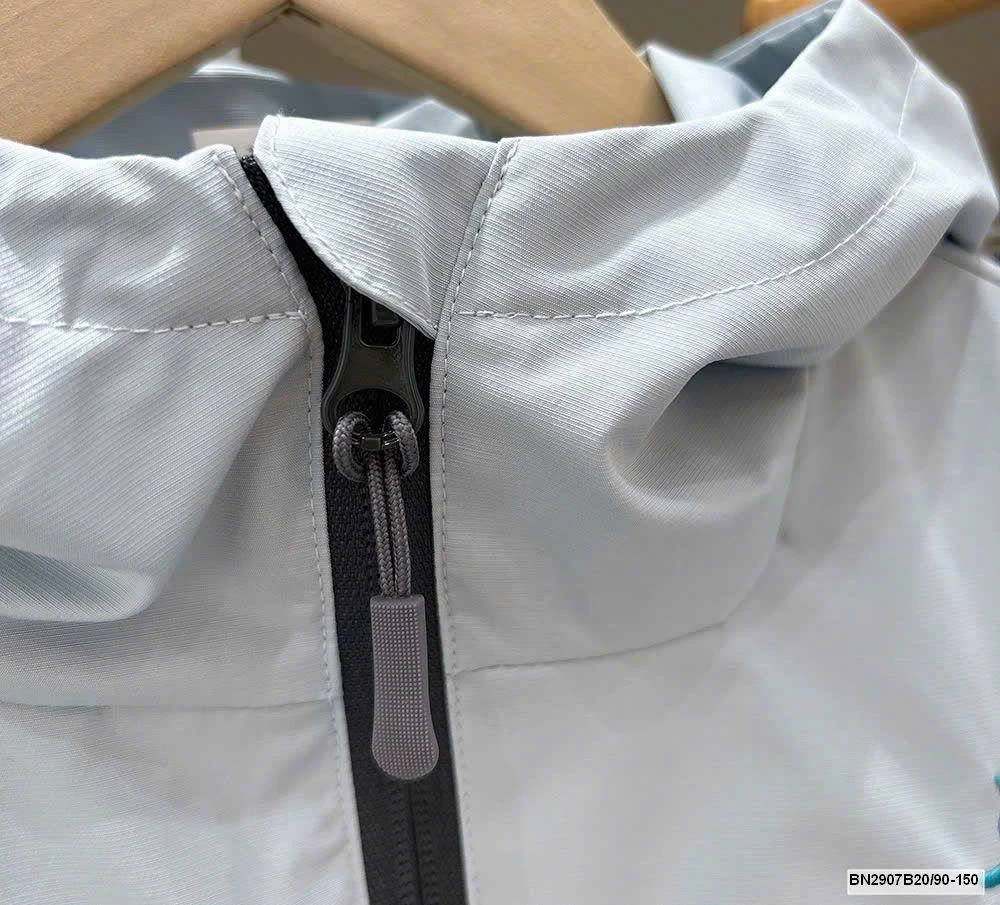 ÁO KHOÁC GIÓ KÈM MŨ NHÀ KACADY