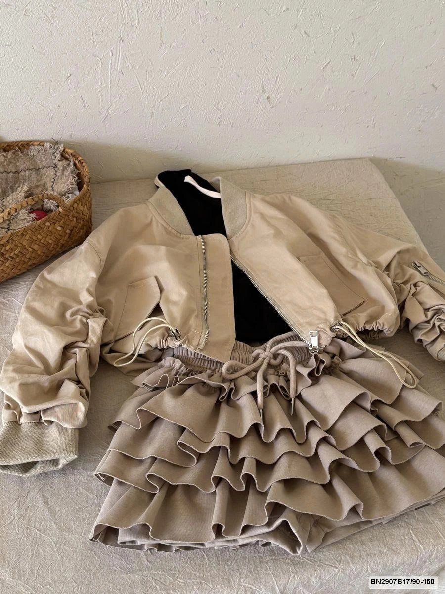 SÉT ÁO KHOÁC MIX CHÂN VÁY TẦNG BÈO MÀU KAKI