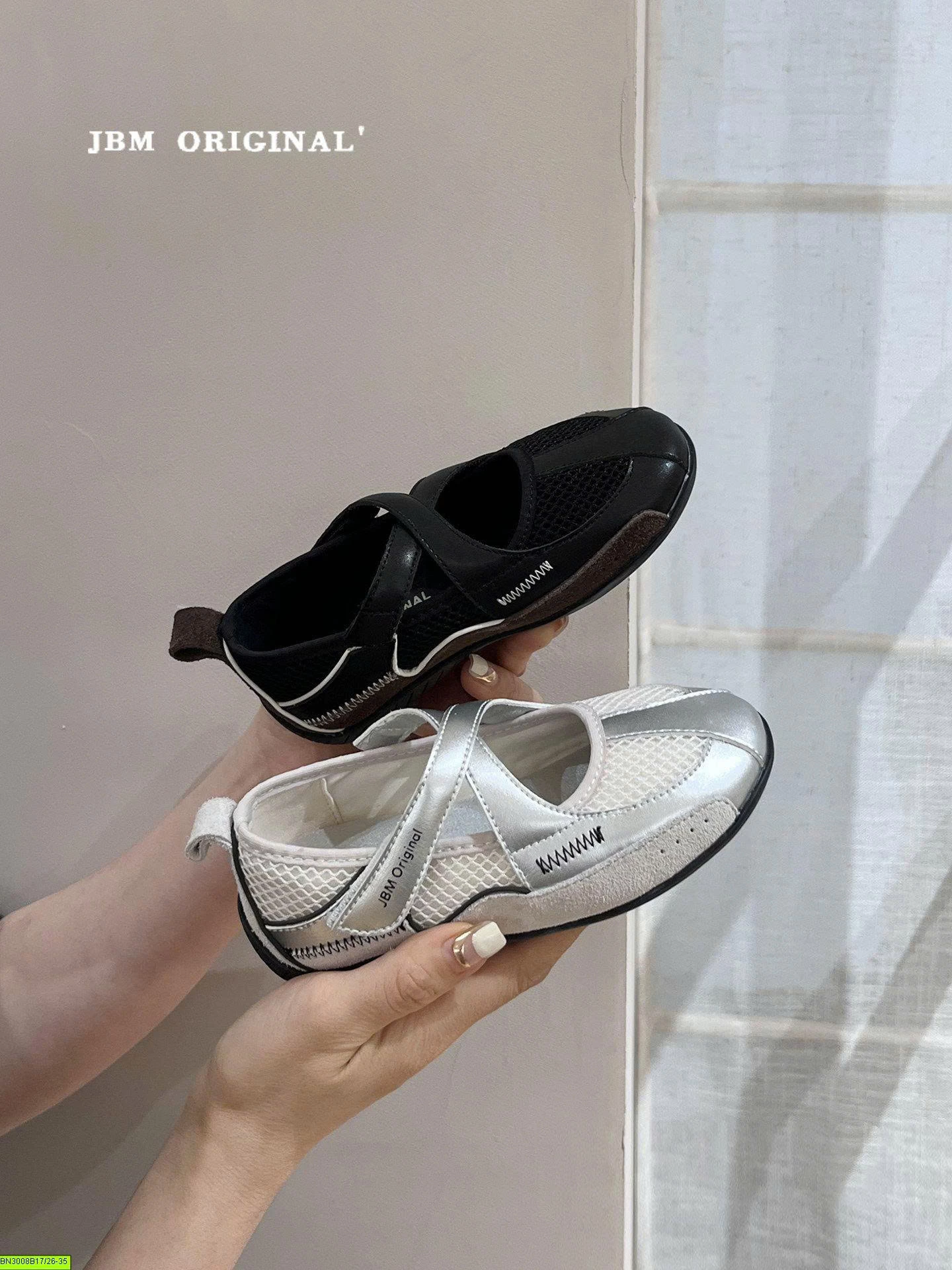 GIÀY LƯỚI QUAI CHÉO
