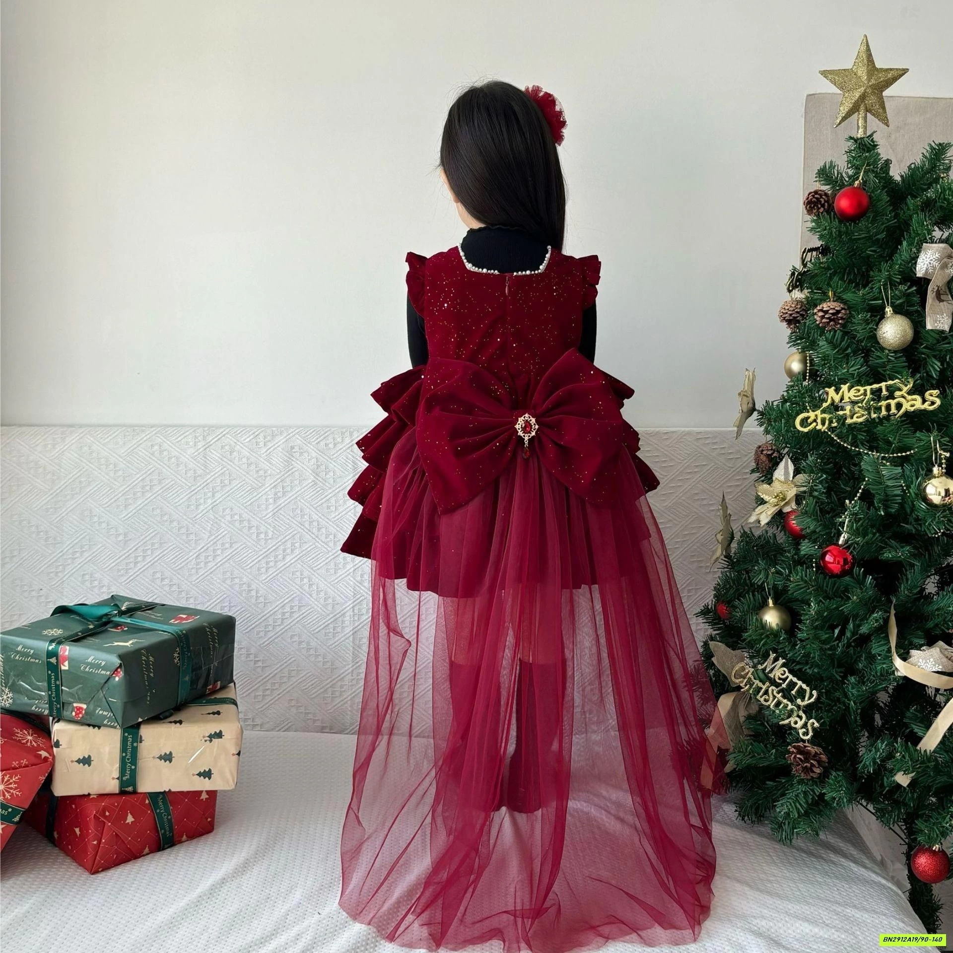 ĐẦM NHUNG ĐỎ XẾP TẦNG KÈM NƠ VOAN LÓT NHUNG