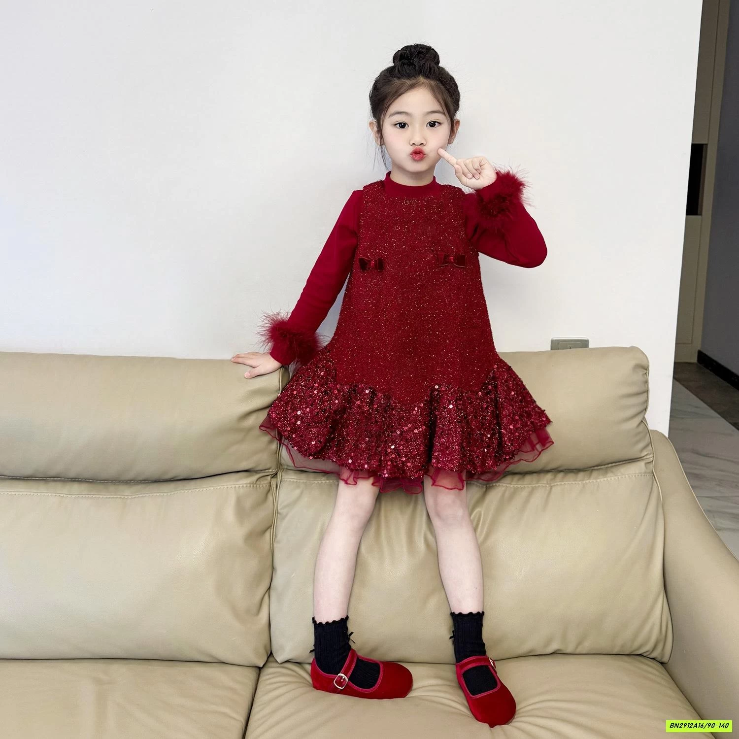 ĐẦM ĐỎ BLING ĐUÔI CÁ LÓT NHUNG