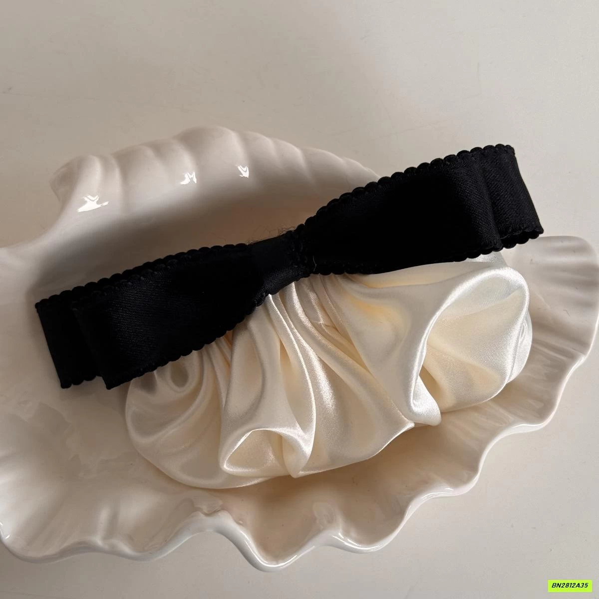 KẸP TÓC NƠ PHỐI LỤA KIỂU PHÁP