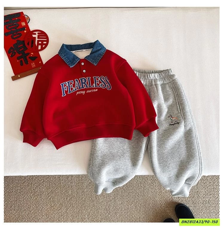 ÁO NỈ ĐỎ LÓT NHUNG CỔ JEANS CCM