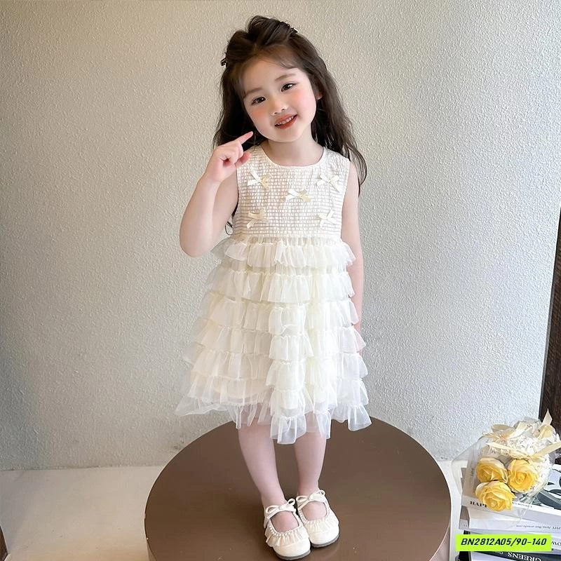 ĐẦM PHỐI CHÂN VOAN GẮN NƠ