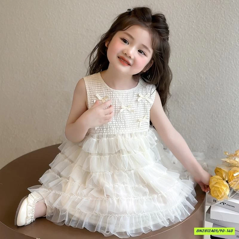 ĐẦM PHỐI CHÂN VOAN GẮN NƠ