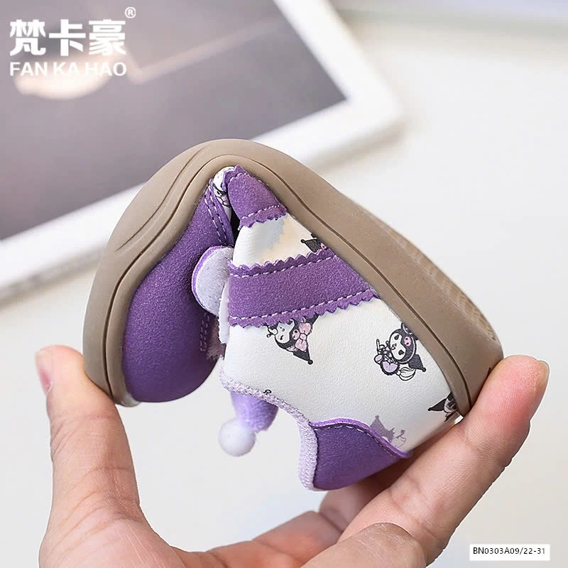 GIÀY THỂ THAO GẮN KUROMI