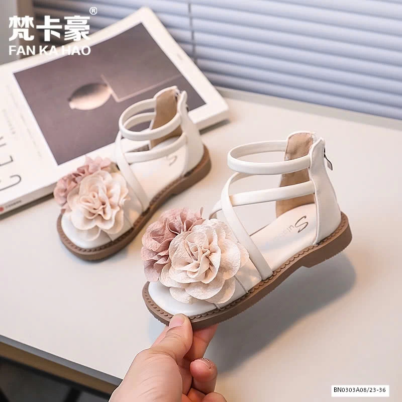 SANDAL CHIẾN BINH GẮN HOA