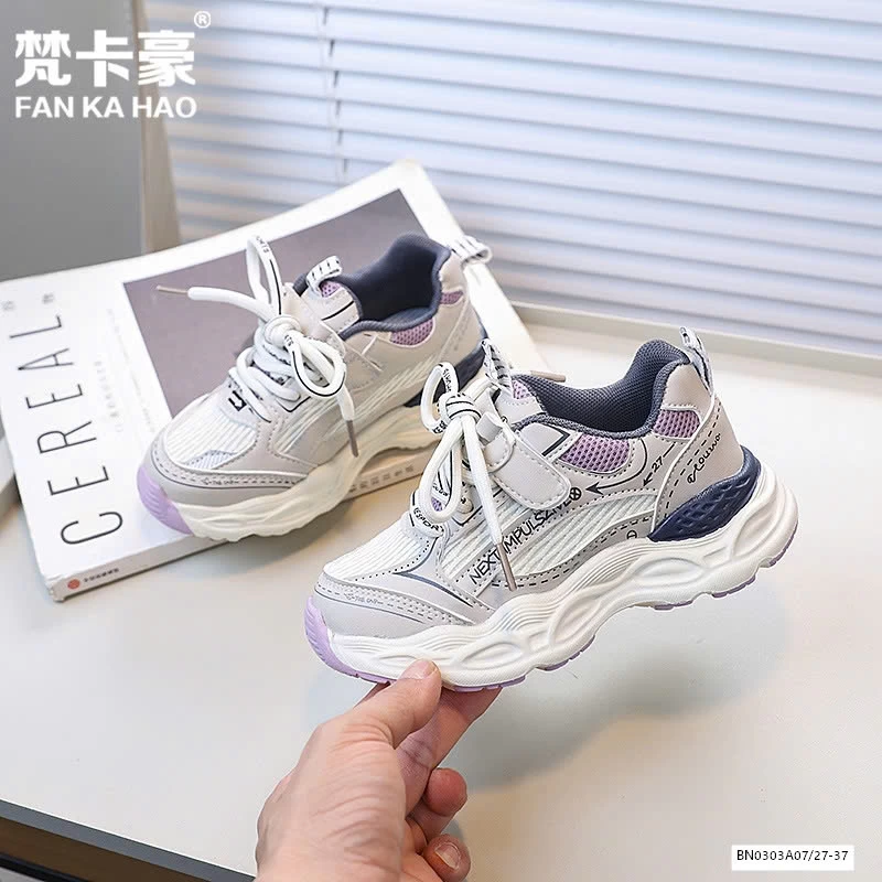 GIÀY THỂ THAO THOÁNG KHÍ PHỐI MÀU