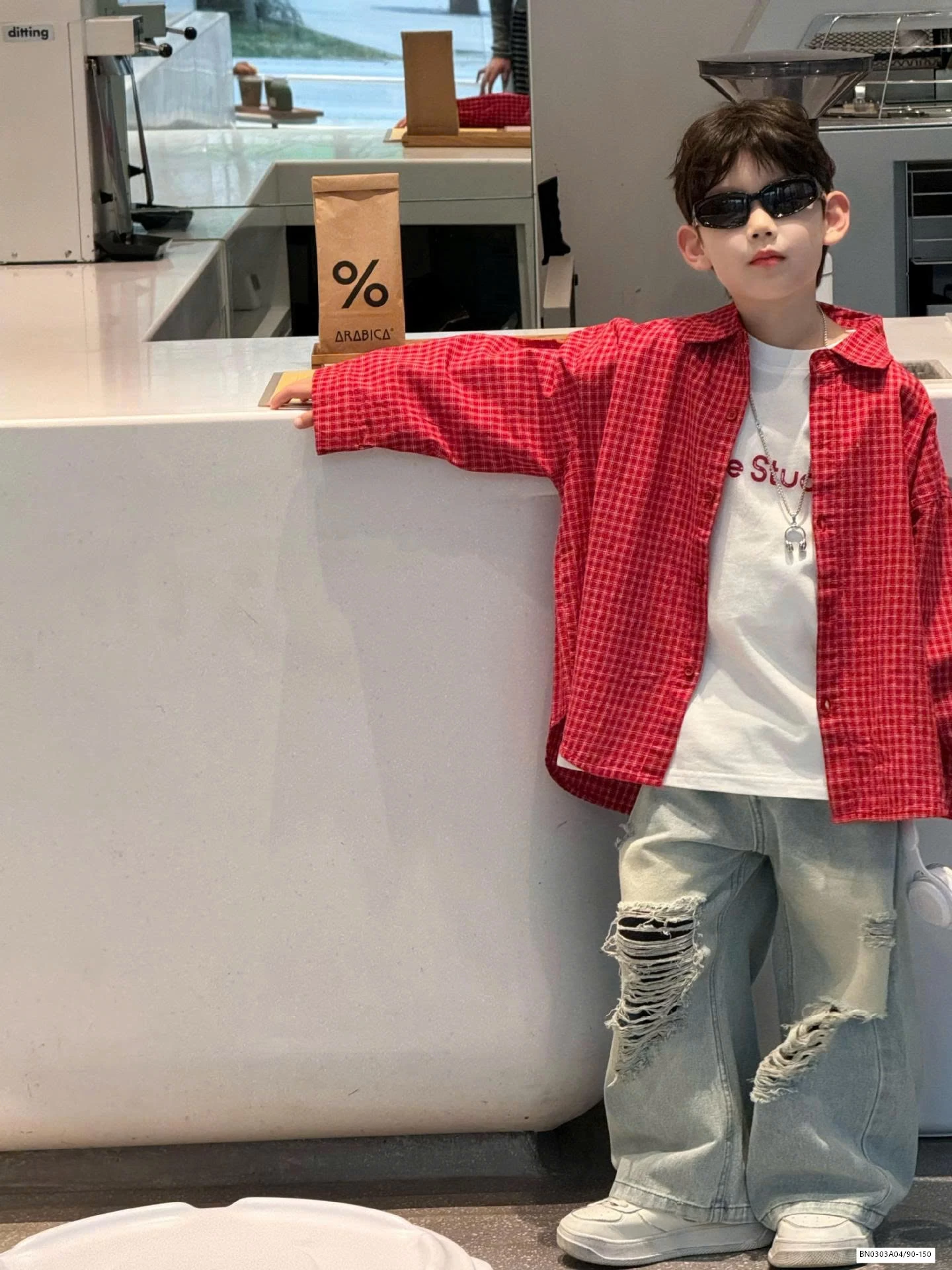 JEANS SUÔNG RÁCH GỐI