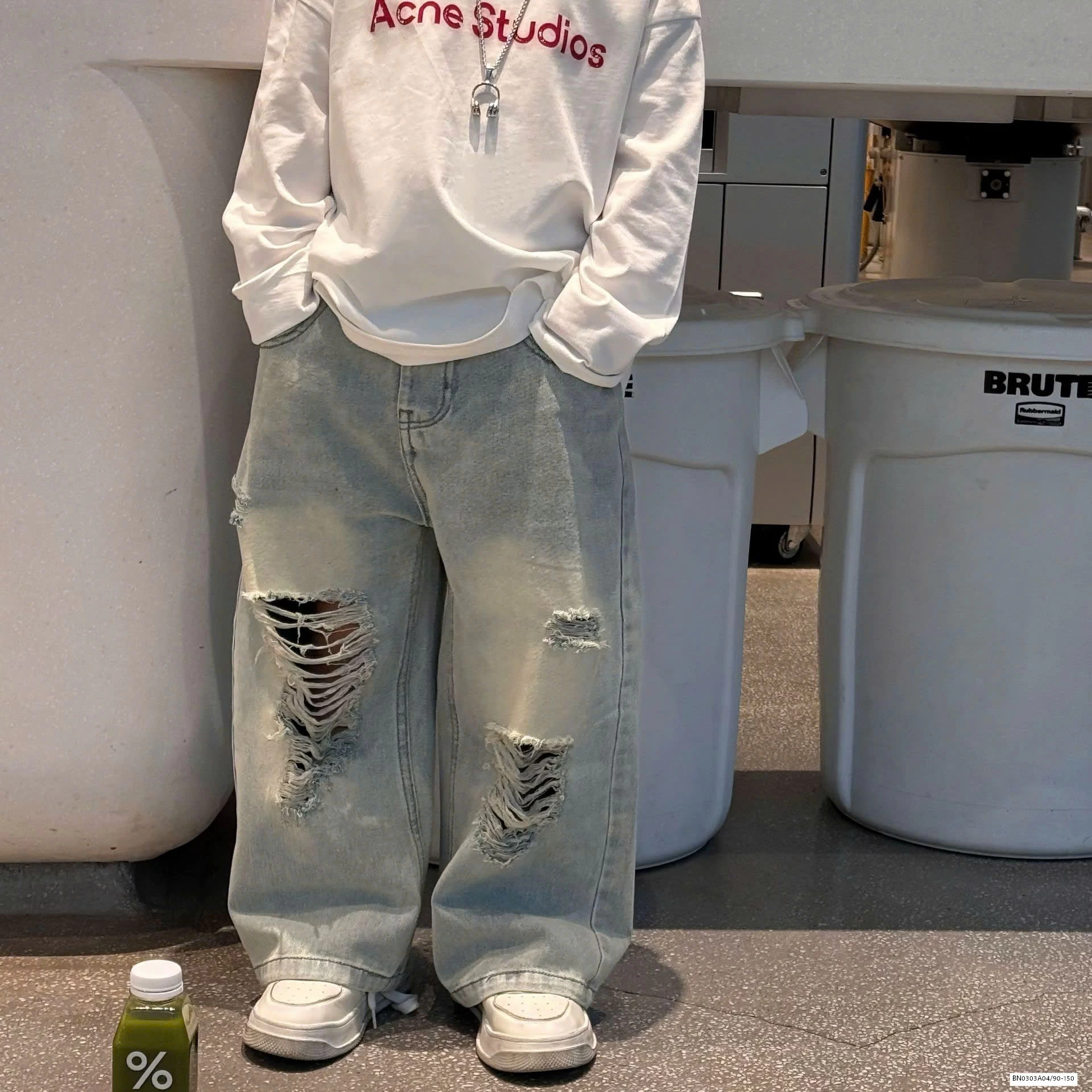 JEANS SUÔNG RÁCH GỐI