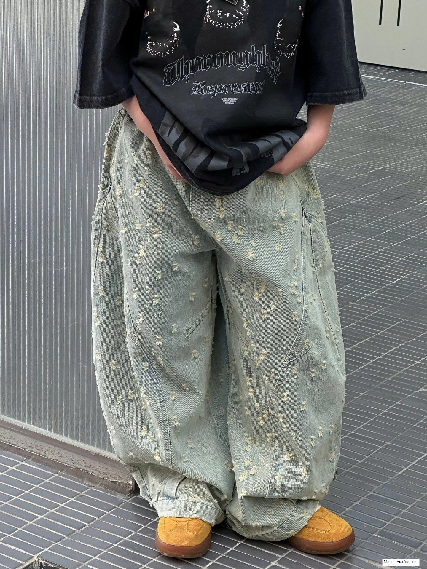 JEANS ỐNG RỘNG CÀO RÁCH