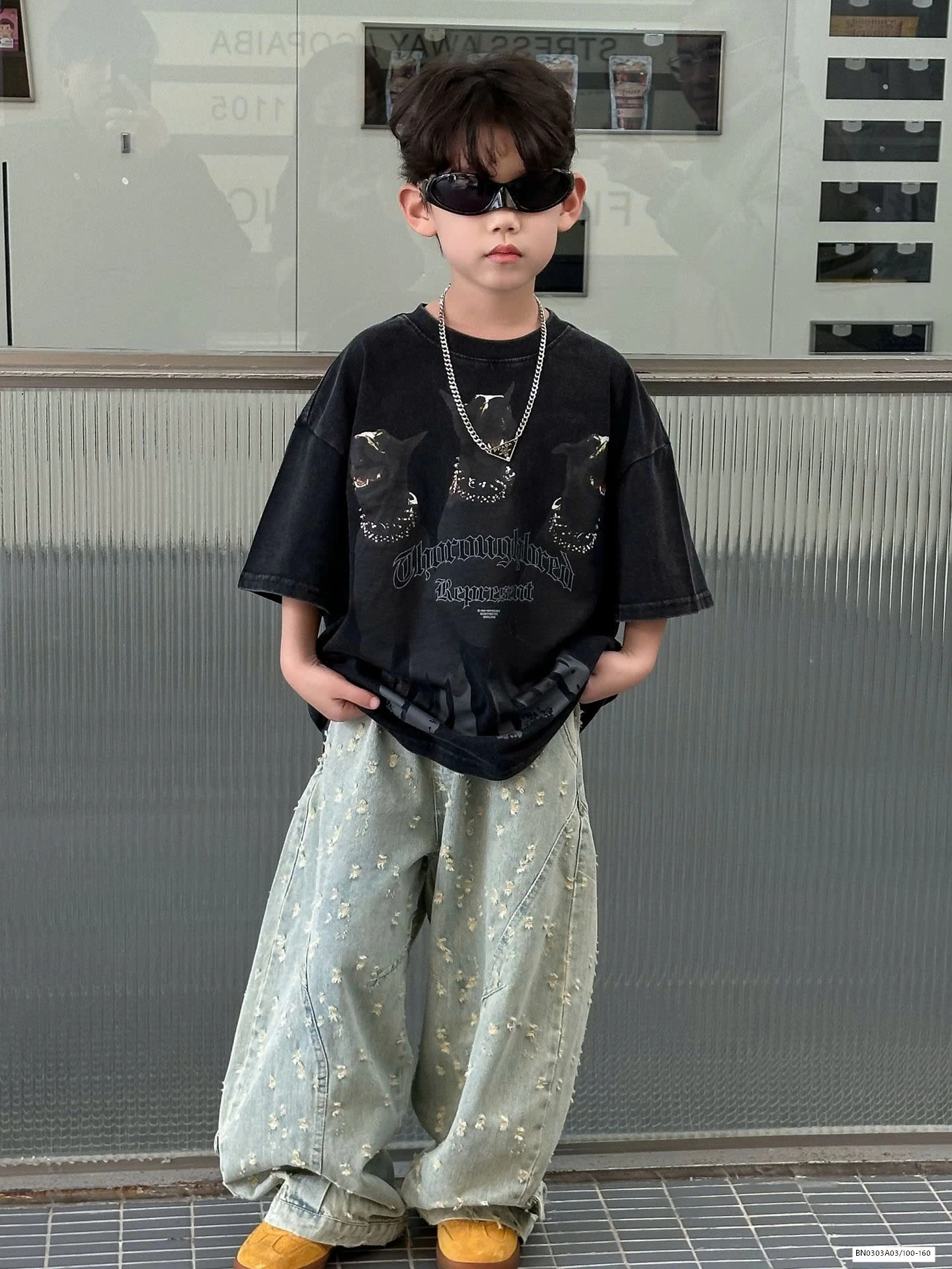 JEANS ỐNG RỘNG CÀO RÁCH