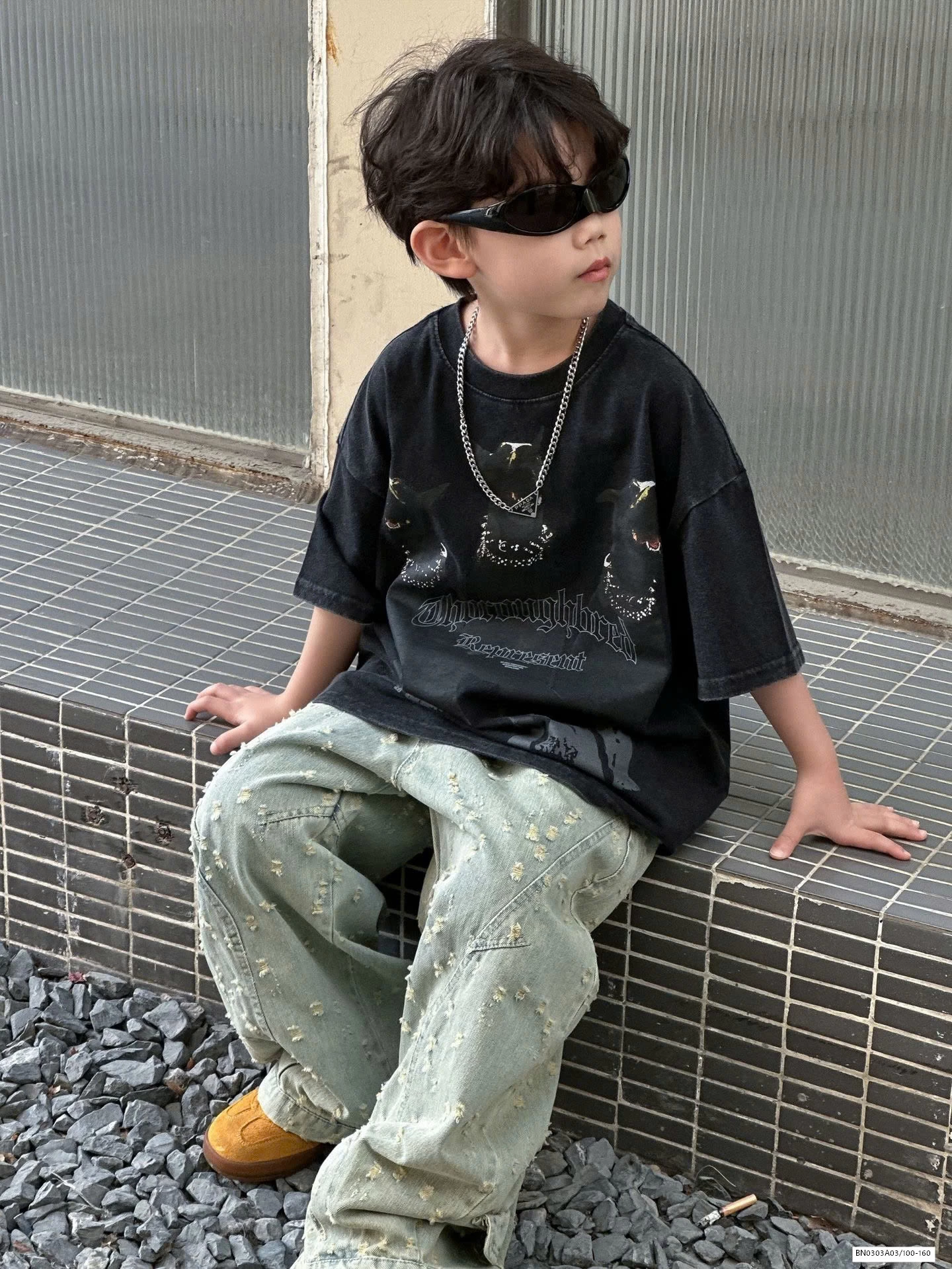 JEANS ỐNG RỘNG CÀO RÁCH