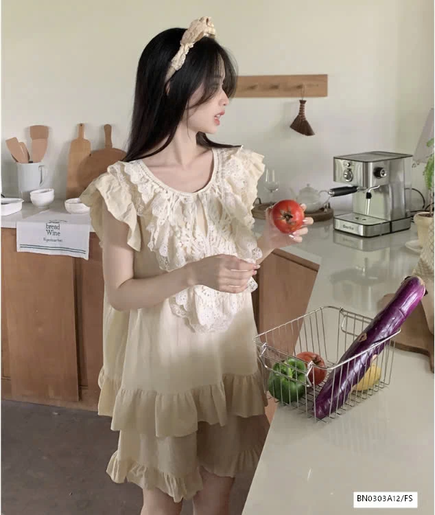 VÁY NGỦ BÁNH BÈO