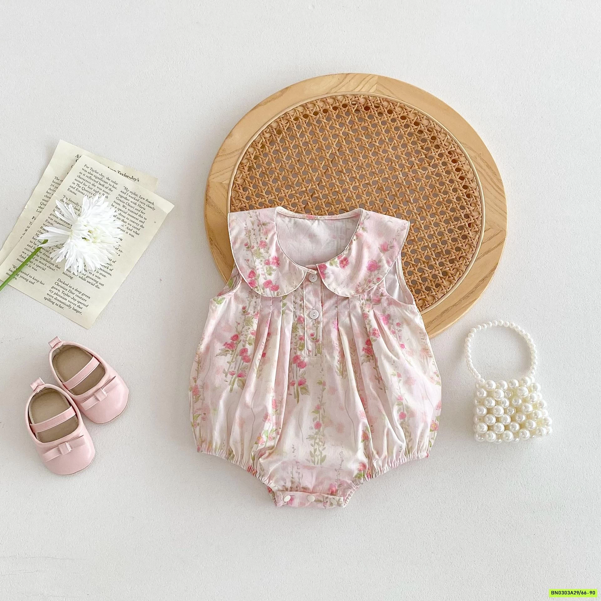 BODY HOA SÁT NÁCH CỔ SEN