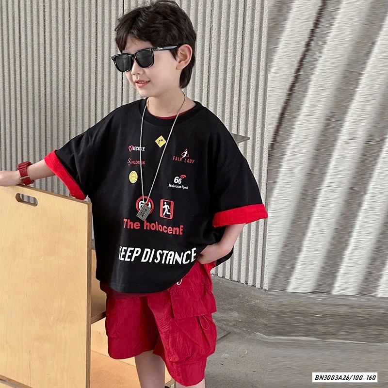 ÁO THUN ĐEN MIX SHORT ĐỎ