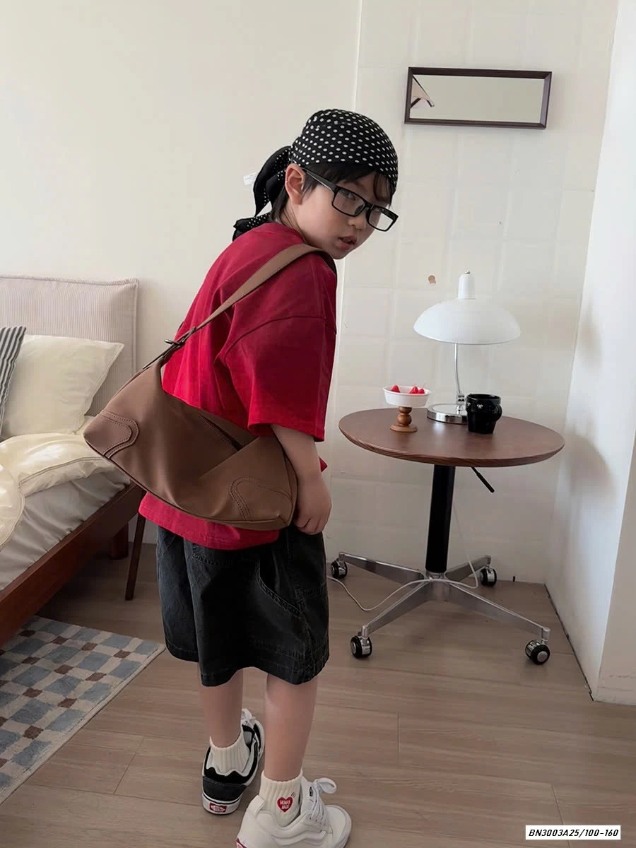 ÁO THUN ĐỎ SỐ 09