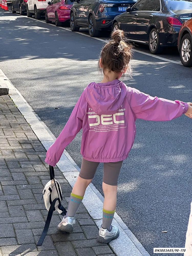 KHOÁC GIÓ CHỐNG NẮNG 25B048 AMBB