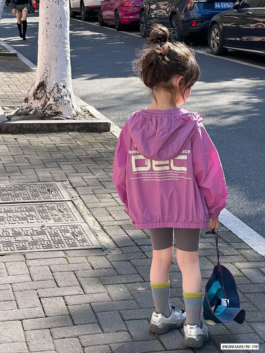 KHOÁC GIÓ CHỐNG NẮNG 25B048 AMBB