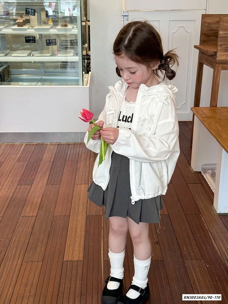 KHOÁC NẮNG GẮN NƠ 25B023 AMBB