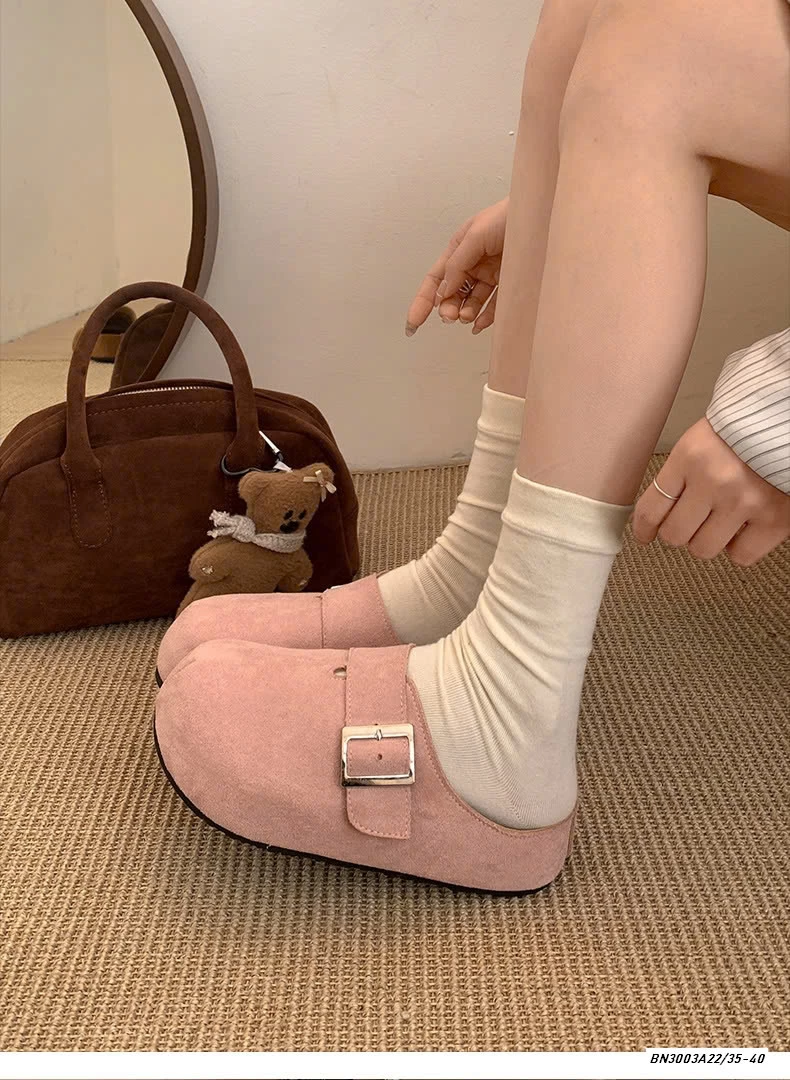 SỤC DA LỘN ĐẾ BÁNH MỲ