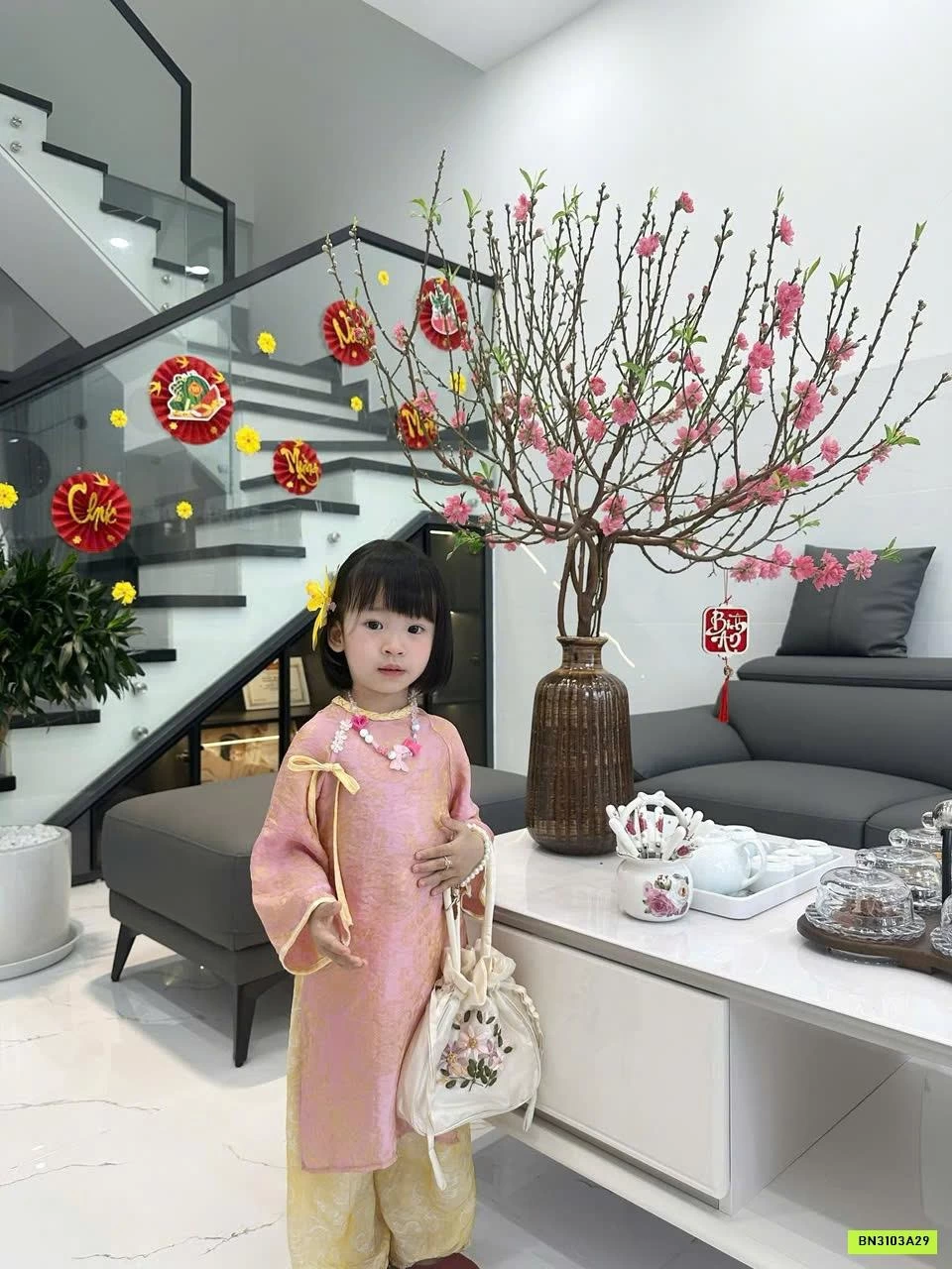 VÒNG CỔ HOẠT HÌNH KUTE CHO BÉ