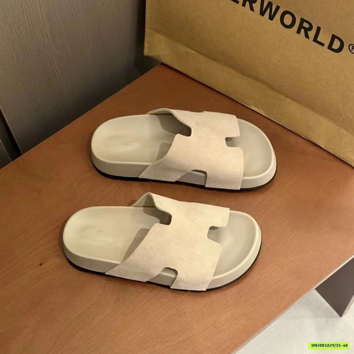 DÉP LÊ QUAI CHỮ H