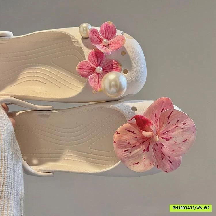 CROCS BỆT GẮN CHARM