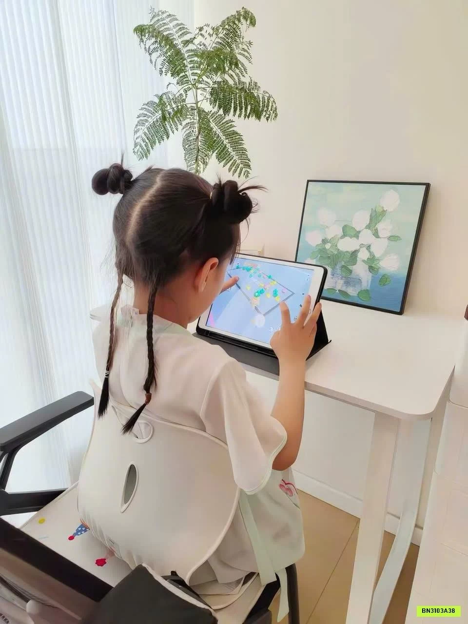 GHẾ TỰA LƯNG CÔNG THÁI HỌC HÃNG BENBO