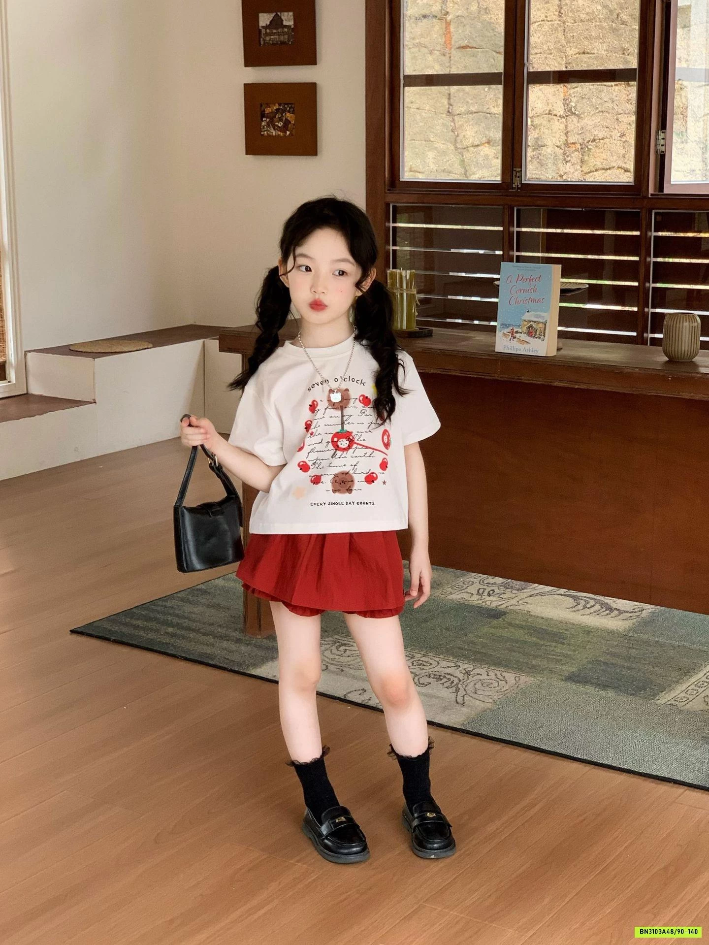 ÁO GẤU MIX QUẦN GIẢ VÁY ĐỎ