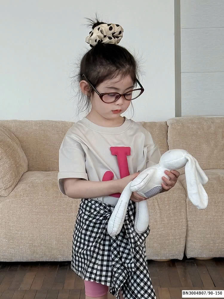 ÁO THUN CHỮ CÁI 3D
